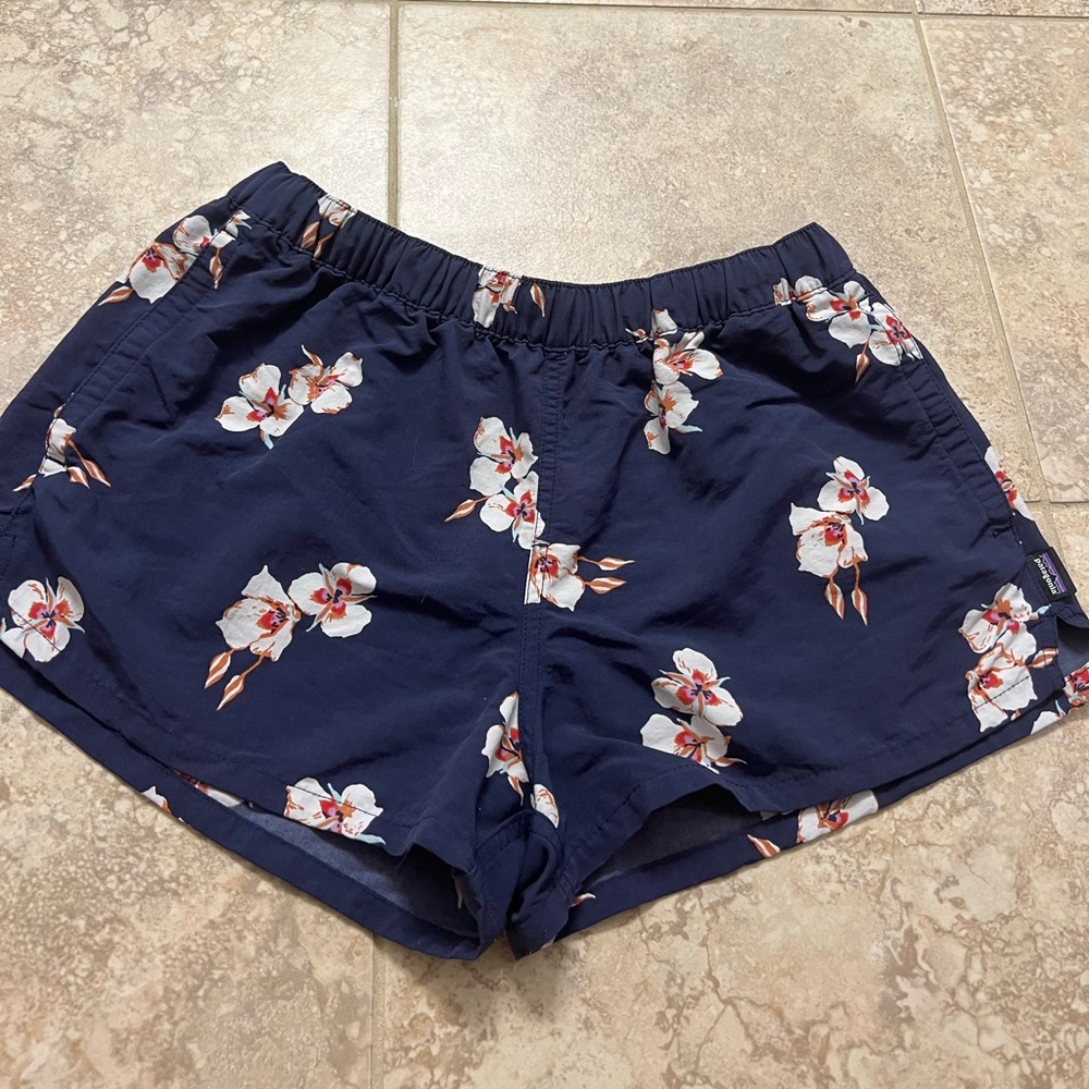 Patagonia barely baggie shorts